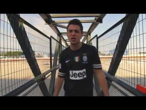 Karu - Como dos gotas (Videoclip)