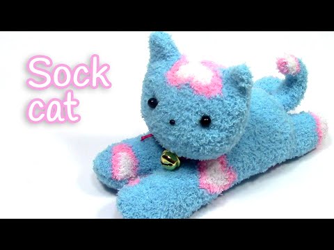 DIY crafts: SOCK CAT - Innova Crafts