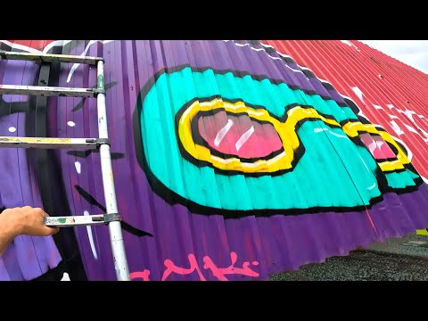 Solo Graffiti at the Top - Daytime