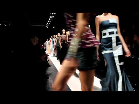 Maxime Simoens Haute Couture Spring Summer 2012 Paris