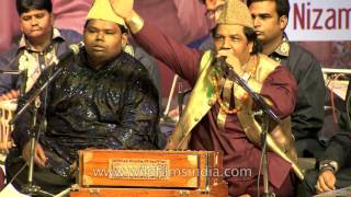 &#39;Pyaar Kiye Ja Pyaar Ibadat Hai&#39; by Nizami Brothers