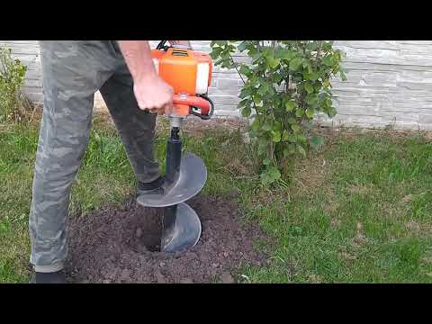 wiertnica spalinowa NOLLD glina i kamienie bardzo trudny teren  ŚWIDER SPALINOWY NOLLD