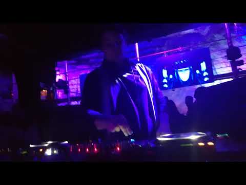 Igor D. drops Sandwaves @ Tash Machine 28.04.2018.