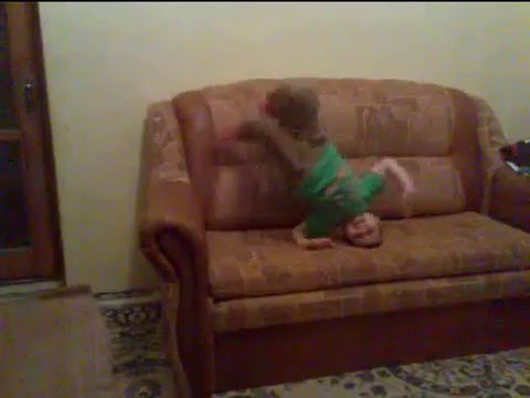 Cel mai bun parkourist din looome un copil de 5 ani by al3xa