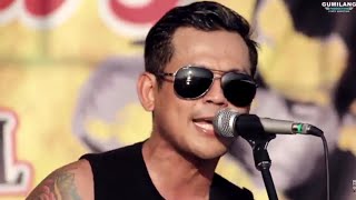 Download lagu BOBBY KOOL (SID) - SUNSET DI TANAH ANARKI feat. Sahma Fella (LIVE ROCK THE BEACH JEPARA #7) mp3 Download lagu BOBBY KOOL (SID) - SUNSET DI TANAH ANARKI feat. Sahma Fella (LIVE ROCK THE BEACH JEPARA #7) mp3