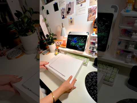 MacBook Air M4 Starlight Unboxing – Better Than M3?