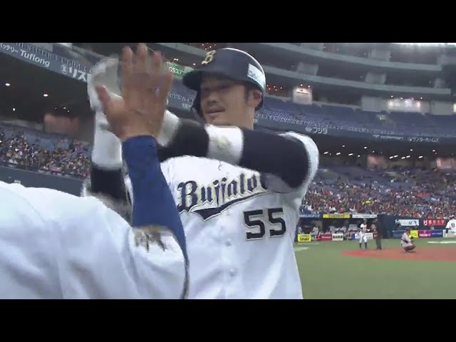 【5回裏】低い弾道で運んだ!! バファローズ・T-岡田がOP戦初アーチ!! 2019/3/8 B-G