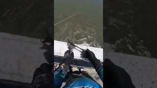 No mínimo uns 30 anos embaixo d'água! incrível 👍🏻