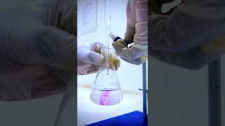 NaOH vs HCl Titration Explained in 40 Seconds | Easy Chemistry Tips
