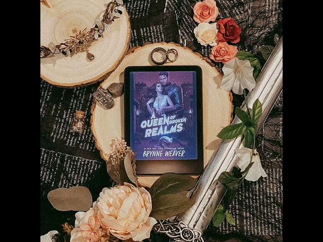 Vídeo relacionado con A Queen Of Broken Realms (The Shadow Realm Book 3) (English Edition)