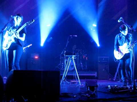 10/20 Tegan & Sara - Family Vaca in Florida + Northshore @ The Forum #1, Melbourne, VIC 5/11/10