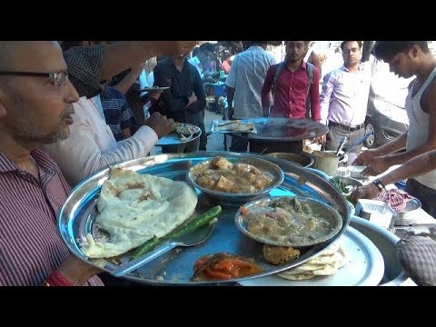 2 Tandoori Roti 2 Veg Curry Achar Only 24 rs | Kolkata Street Food Zindabad Video