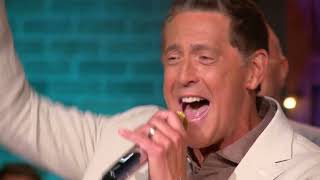 Ernie Haase &amp; Signature Sound – “Oh, What A Savior”