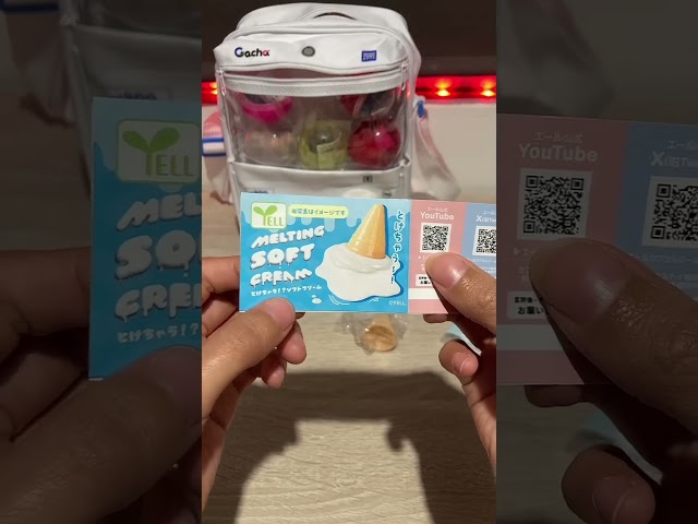 Vídeo relacionado con SGERUFZ 1 pcs Monedero de Peluche Mini Kawaii para Monedas con Diseño Divertido y Moderno (8,4 x 10,5 cm) (Amarillo)