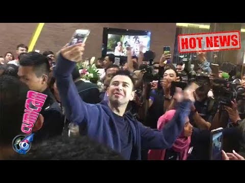 Hot News! Gokil, Ribuan Fans Histeris Lihat Raffi Ahmad Muncul di Mall - Cumicam 18 September 2017