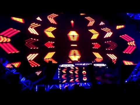 Neptune Project @ Dreamstate - Pink Floyd - Shine On The Dark Side Of The Moon (Neptune Project mix)