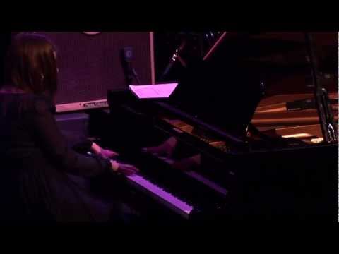 Sarah Gardner performing live at the NextBRITthing grand final