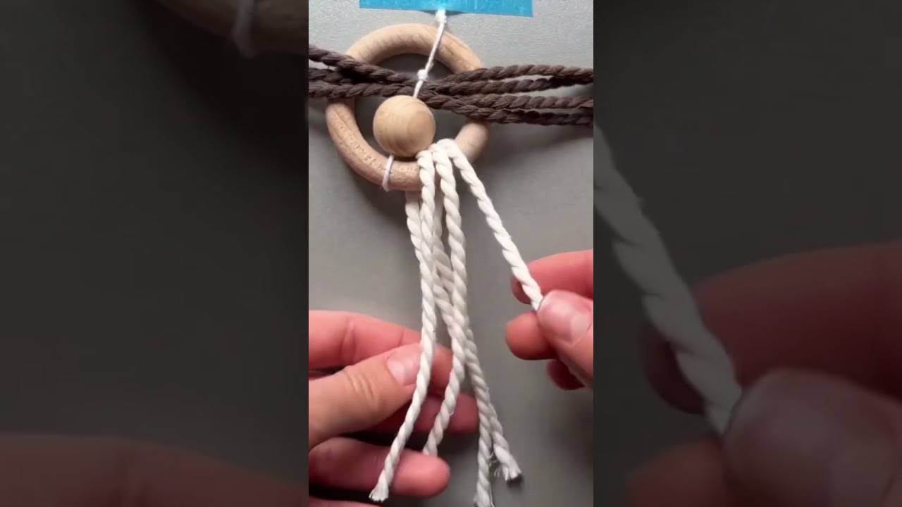 Macrame angel tutorial by @feltypelty  #diy #christmascraft #macrame