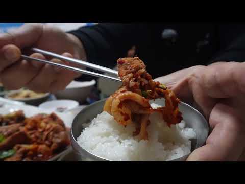 행운기사식당 푸짐한 한상 차림