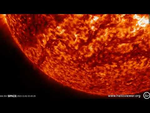 Watch a massive 'canyon of fire' explode from the sun