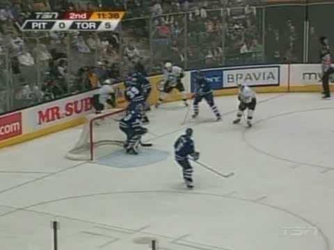 Andy Hilbert vs Wade Belak