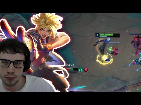 Crownie Shows Mastery Ezreal vs Aphelios Bot Lane