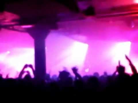 Modestep Rendition of Coldplay's Paradise (Live At The Waterfront, Norwich, 11/02/2013)