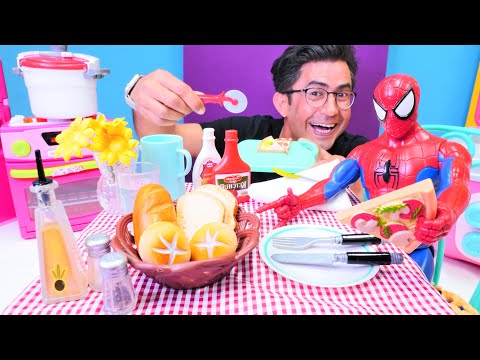 Spiderman Romeo’dan Pijamaskeliler Kertenkele’yi kurtarıyor. Nail Baba ile pizza yapıyoruz