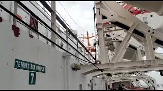 Download lagu Perjalan Surabaya - Baubau di KM Sinabung. Keren mp3