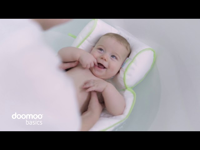 Video Teaser für doomoo basics - Easy Bath - Floating Bath Mattress
