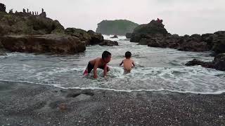 preview picture of video 'Pantai karang tawulan tasikmalaya'