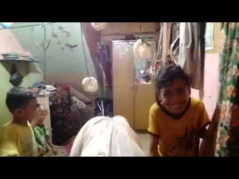 hantu ikut lomba makan kerupuk 😀