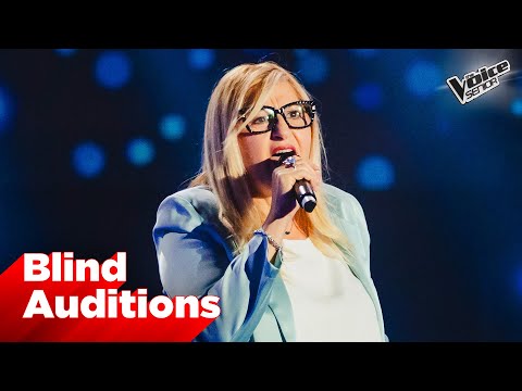 Paola sings "Io Domani" by Marcella Bella | The Voice Senior Italy Blind Auditions