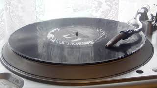 Dr. Feelgood - Nothin&#39; Shakin&#39; ( But The Leaves On The Trees ) (United Artists).