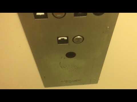 Elevator Co. of America hole-less hydraulic - Market House - South Side Flats, Pittsburgh, PA