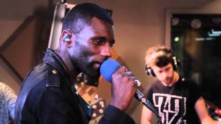 Wretch 32 - Traktor (Live on Roland Sessions) EXPLICIT