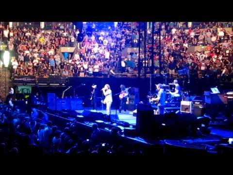 Smile - Pearl Jam - 2010-05-17 Boston, MA