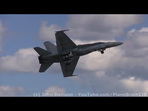 2017 Westfield International Air Show - F-18 Hornet Demo