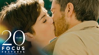 One Day | Jim Sturgess and Anne Hathaway Meet in Paris