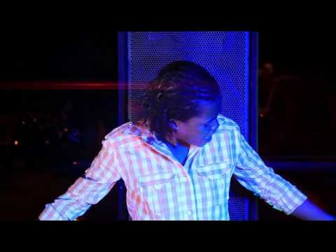 Black T  MAKPO NDE...CHRONO'S ONE...ALENA Le clip OFFICIEL BY VeRoX~1.avi