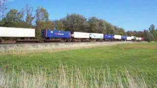 preview picture of video 'CSX Q117 at Lyons, NY 09-26-09'