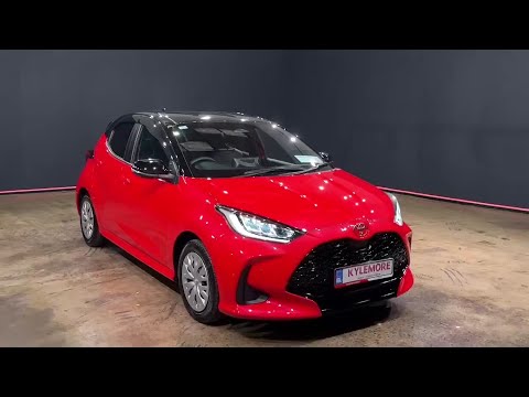 Toyota Yaris 1.5 - Image 2