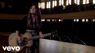 Tenille Townes - Somebody&#39;s Daughter (Live from the Ryman Auditorium)