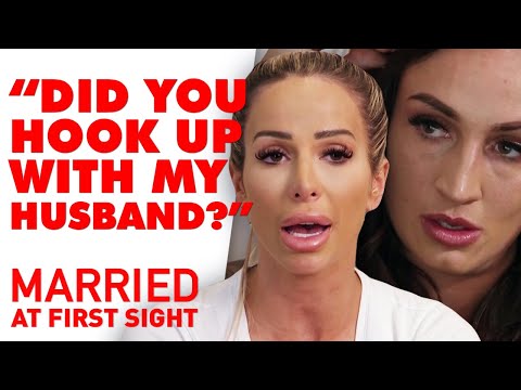 Stacey hears about the rumour Michael kissed Hayley | MAFS 2020