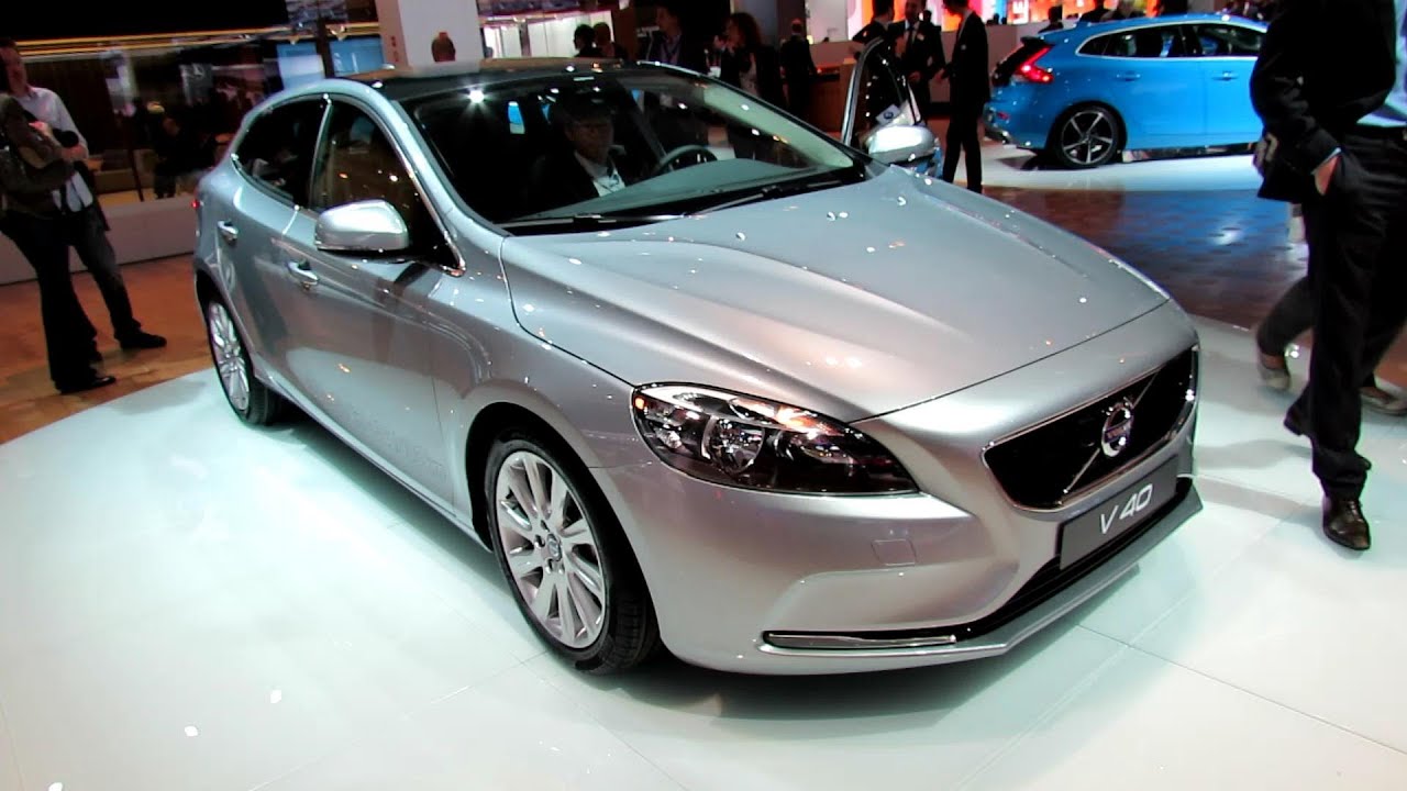 2013 Volvo V40 Diesel - Exterior and Interior - 2012 Paris Auto Show