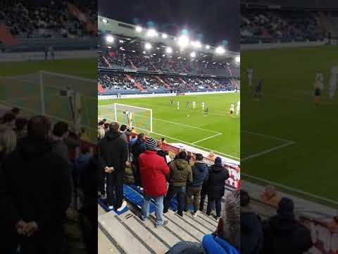 But de Jessy Pi sur penalty lors de SM Caen-Chamois Niortais