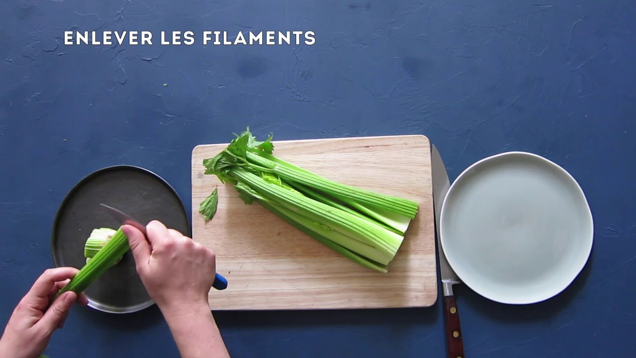 Eplucher du cèleri branche