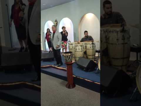 Evang Moises Alicea - Coro en Fontana CA
