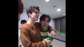 Download lagu 'Peder don't go Norway ' while seungkwan  clinging to him this is why peder loves him 🥺❤️#seventeen mp3
