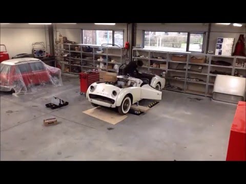 Démontage Triumph TR3